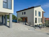 Недвижимость Четырехкомнатная квартира: 10