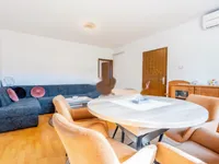 Недвижимость Четырёхкомнатная квартира Изола: 4