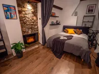 Недвижимость Квартира-студия у площади Тартини: 3