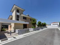 Недвижимость 3 Bedroom Villa For Sale in Parekklisia, Limassol: 1