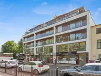 Недвижимость Vallance Road: 8