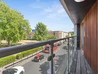 Недвижимость Vallance Road: 11