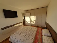 Недвижимость Двухкомнатная квартира Чрна Вас: 11