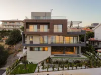 Недвижимость 4 Bedroom Villa For Sale in Mesa Geitonia: 1