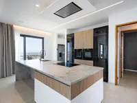 Недвижимость 4 Bedroom Villa For Sale in Mesa Geitonia: 6