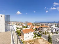 Недвижимость 4 Bedroom Villa For Sale in Mesa Geitonia: 11