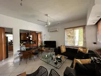 Недвижимость Rare Opportunity: Last Ground Floor Gem in Central Limassol €2,500,000: 6