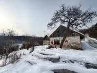 Недвижимость Дом, Перница: 2