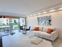 Недвижимость Apartment Pointe Croisette: 3