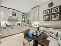 Недвижимость Cheyne Court: 13