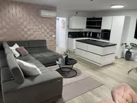 Недвижимость Квартира 3-комнатная Порторож: 2