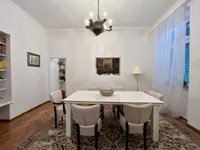 Недвижимость Трёхкомнатная квартира, Центр: 4