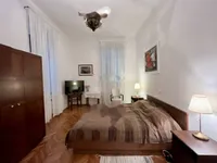 Недвижимость Трёхкомнатная квартира, Центр: 8