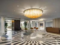 Недвижимость Пятикомнатная квартира в центре: 3