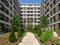 Недвижимость Трехкомнатная квартира в центре: 3