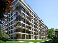 Недвижимость Трехкомнатная квартира в центре: 5