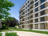 Недвижимость Трехкомнатная квартира в центре: 6