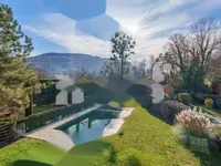 Недвижимость Bifamiliar house 6 rooms: 2