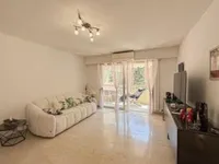 Недвижимость Apartment Carnot Cannes: 3