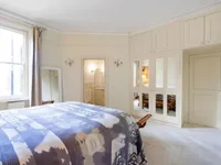 Недвижимость Fulham Road: 1