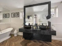 Недвижимость Cheyne Place: 3