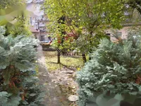 Недвижимость Квартира, 3 комнаты, Центр: 25