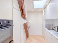 Недвижимость Apartment 4 rooms: 2