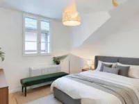 Недвижимость Apartment 4 rooms: 3