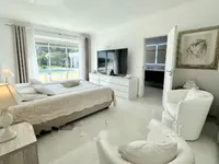 Недвижимость Maison Les Impiniers: 8