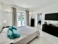 Недвижимость Maison Les Impiniers: 10