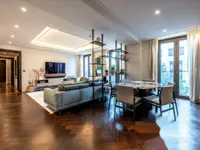 Недвижимость Whistler Square: 1