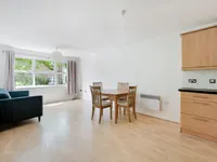 Недвижимость Ferndale Road: 5