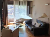Недвижимость Sunny 2-bedroom apartment in Encamp: 3