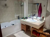 Недвижимость Fantastic 3-bedroom apartment near Escaldes center: 11