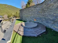 Недвижимость Exclusive chalet in a sought-after area with 4 suites and garage for 7 cars: 3