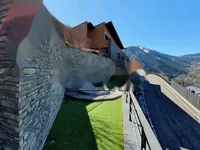 Недвижимость Exclusive chalet in a sought-after area with 4 suites and garage for 7 cars: 4