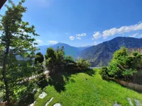 Недвижимость House with 4 bedrooms, garden, garage and elevator in a prime location in Andorra: 1