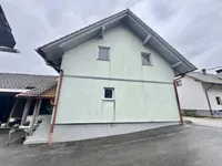 Недвижимость Дом, Подхом: 4