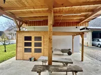 Недвижимость Дом, Подхом: 7