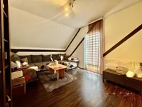 Недвижимость Дом, Подхом: 18