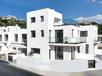 Недвижимость 3 Bedrooms Detached house For sale, Agios Athanasios, Limassol: 1