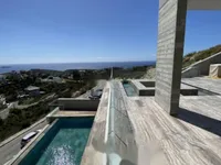 Недвижимость Luxury 6 Bedroom Villafor Sale in Agios Tychonas, Limassol: 16