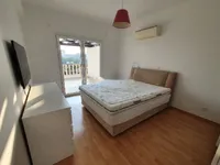 Недвижимость Charming 2 Bedroom Duplex Just Steps from the Sea in a Beautiful Complex: 7