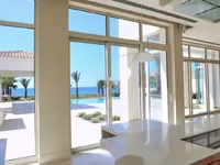 Недвижимость 6 Bedroom Villa for Sale in Pervolia, Larnaca: 7