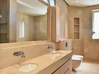 Недвижимость 6 Bedroom Villa for Sale in Pervolia, Larnaca: 9