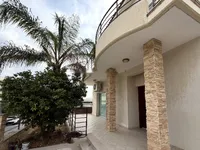 Недвижимость 5 Bedroom Villa for Sale in Agia Fyla, Limassol: 2