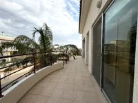 Недвижимость 5 Bedroom Villa for Sale in Agia Fyla, Limassol: 15