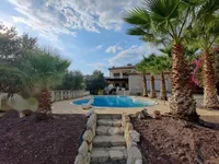 Недвижимость 3 Bedroom Villa For Sale in Agios Tychonas, Limassol.: 2