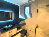 Недвижимость 3 Bedroom Penthouse For Sale in City Center, Limassol: 11