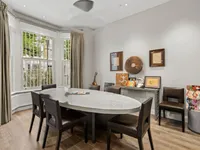 Недвижимость Oakfield Street: 12